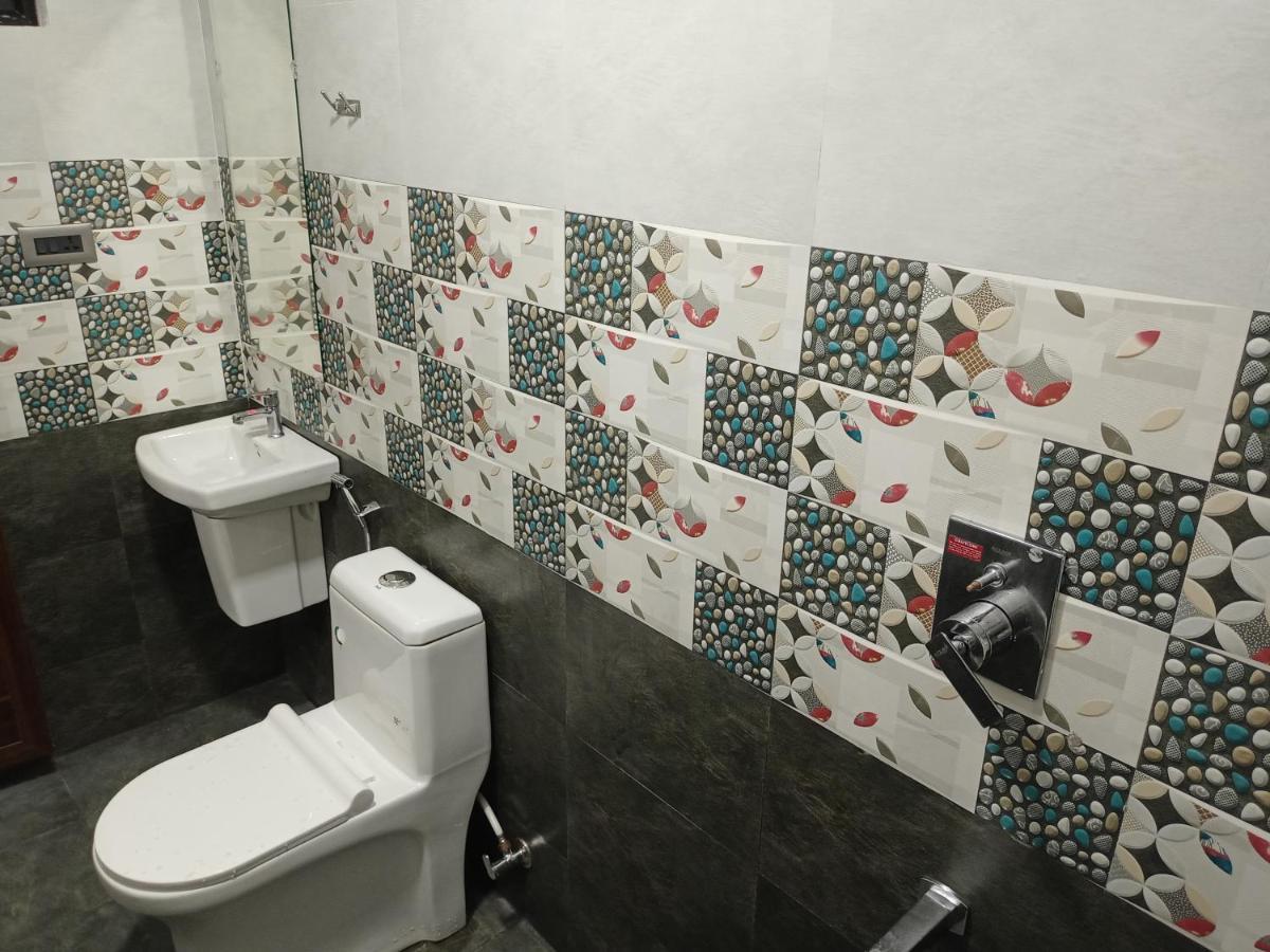 La Casa De Alexa Homestay Идукки Экстерьер фото